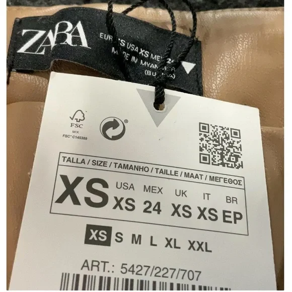 Zara Tan Faux Leather Split Hem Pants Side Zip High Rise Vegan Leather XS NWT - Picture 5 of 7